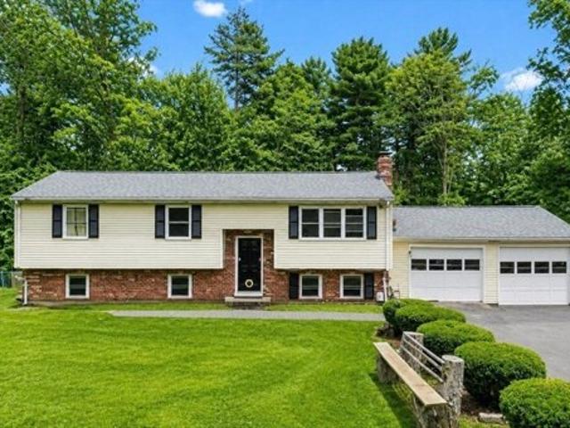 House for sale in Holbrook, Massachusetts