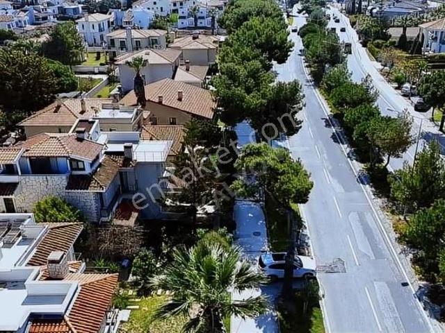 Çeşme, İzmir içerisinde satılık Villa