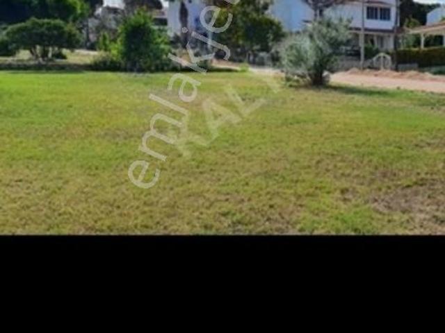 Çiftlik Mahallesi, Çeşme içerisinde satılık Villa