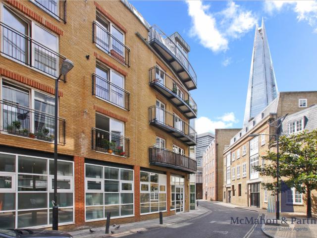 Apartment for rent in South Bank, Greater London