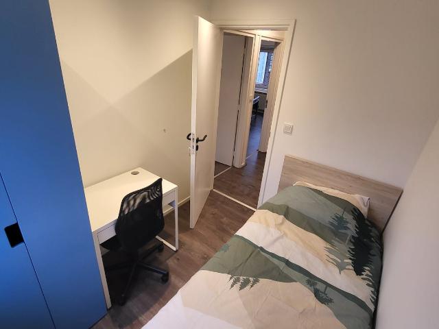 Kamer te huur in Overschie, Rotterdam