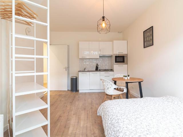 Room te huur in Den Haag, Laakkwartier