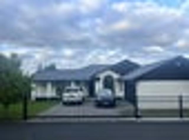 House for rent in Kamo
