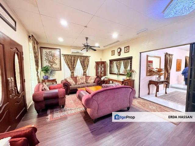 House for sale in Langat, Selangor