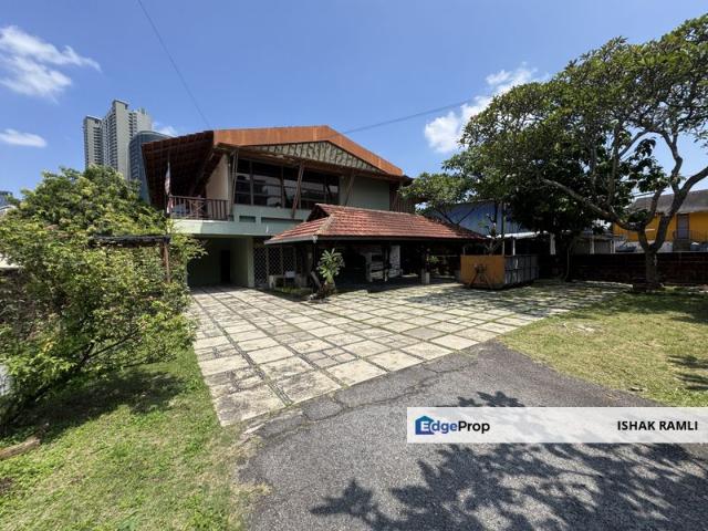 House for sale in Country Heights Damansara, Kuala Lumpur