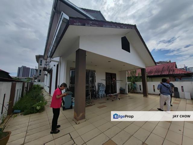 House for sale in Country Heights Damansara, Kuala Lumpur