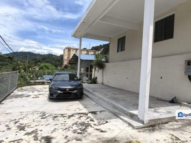 Warehouse for rent in Langat, Selangor