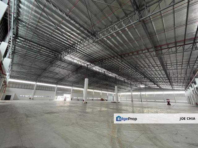Warehouse for sale in Senai, Kulai