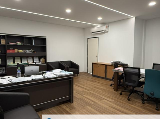 Shop for sale in Petaling, Subang Jaya