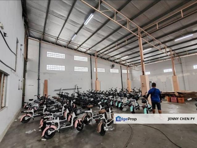 Warehouse for sale in Petaling, Subang Jaya