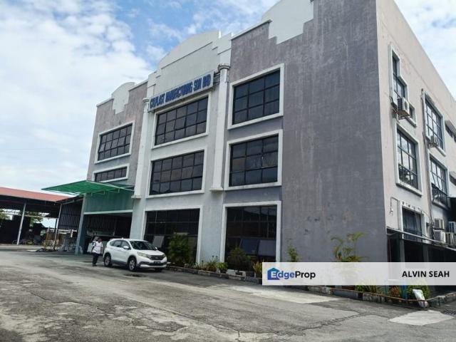 Warehouse for sale in Petaling, Alam Impian