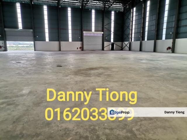 Warehouse for sale in Petaling, Alam Impian