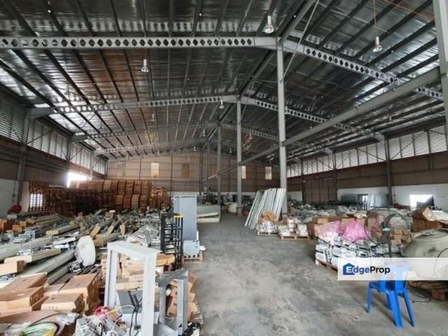 Warehouse for rent in Petaling, Alam Impian