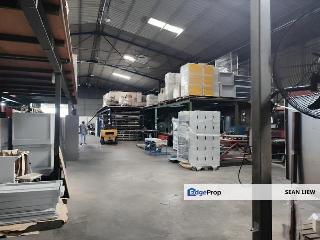 Warehouse for sale in Petaling, Alam Impian