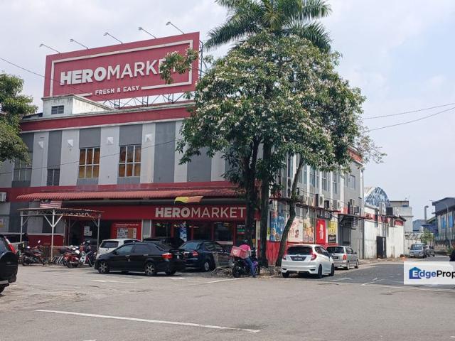 Shop for sale in Petaling, Alam Impian