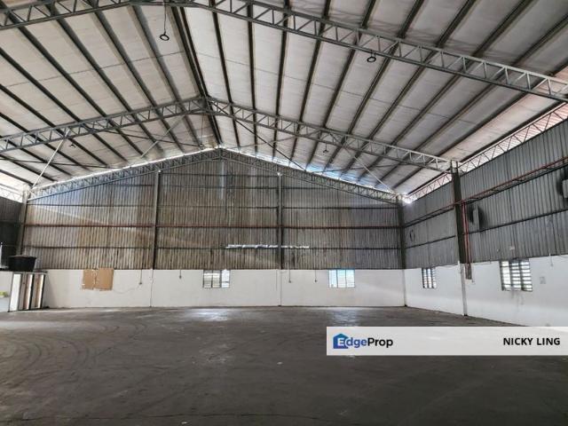 Warehouse for rent in Seksyen U9, Shah Alam