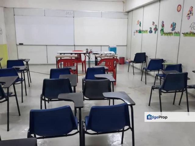 Shop for sale in Petaling, Alam Impian