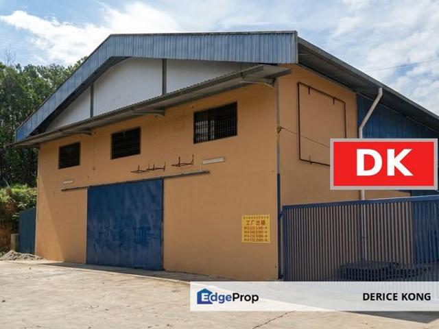 Warehouse for rent in Petaling, Alam Impian