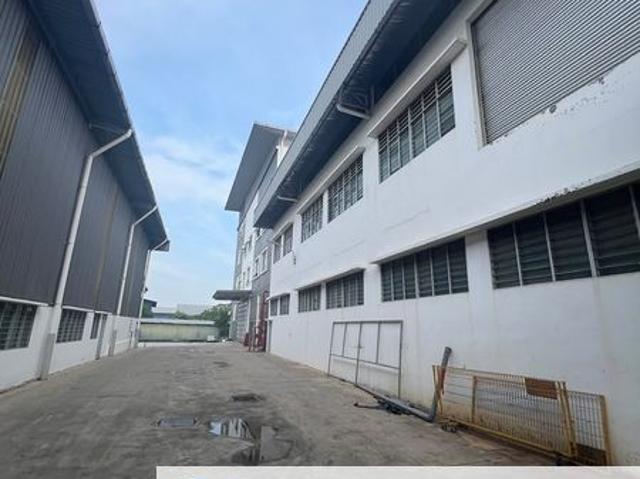 Warehouse for rent in Petaling, Alam Impian