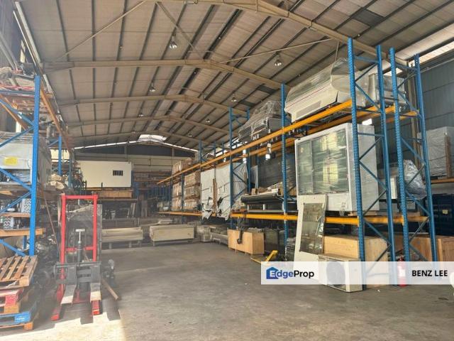 Warehouse for rent in Petaling, Alam Impian
