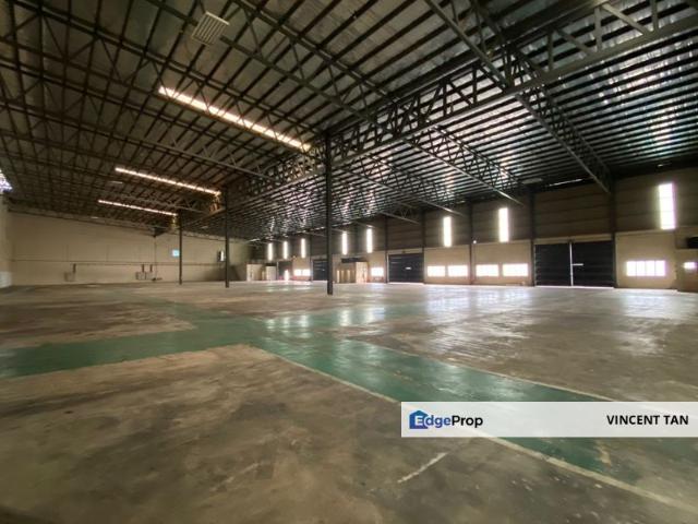 Warehouse for rent in Petaling, Alam Impian