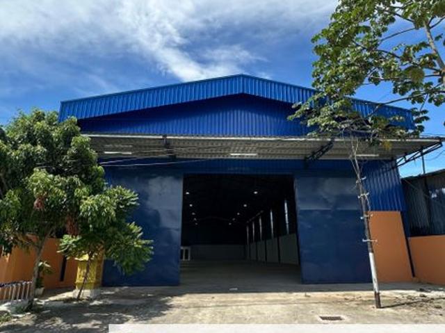 Warehouse for rent in Petaling, Alam Impian