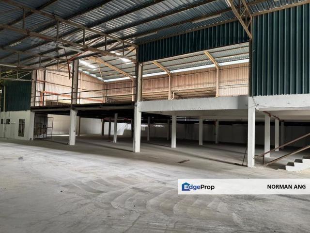 Warehouse for rent in Petaling, Alam Impian