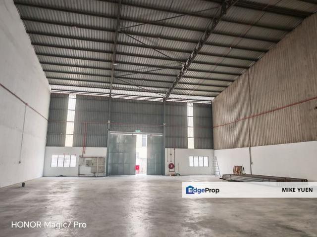 Warehouse for rent in Sungai Buloh, Shah Alam