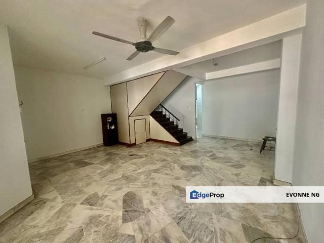 House for sale in Kajang, Langat