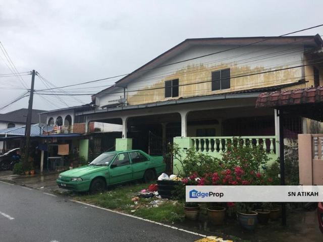 House for sale in Langat, Selangor
