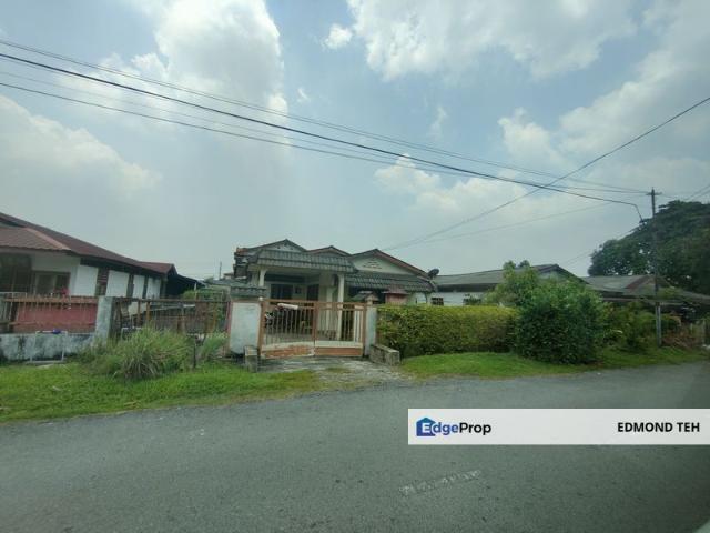 House for sale in Langat, Selangor