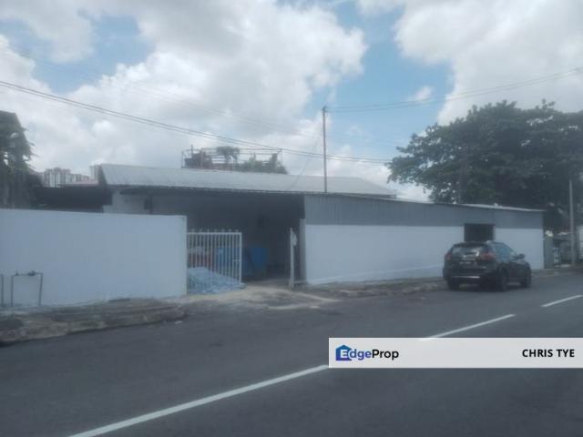 Warehouse for sale in Langat, Selangor