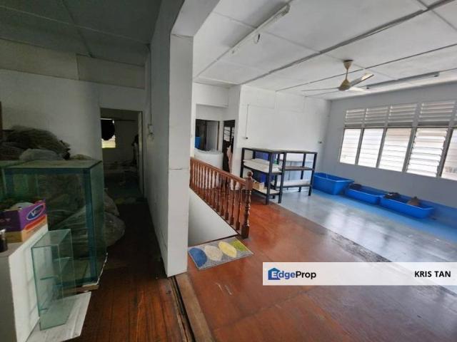 Warehouse for rent in Langat, Selangor