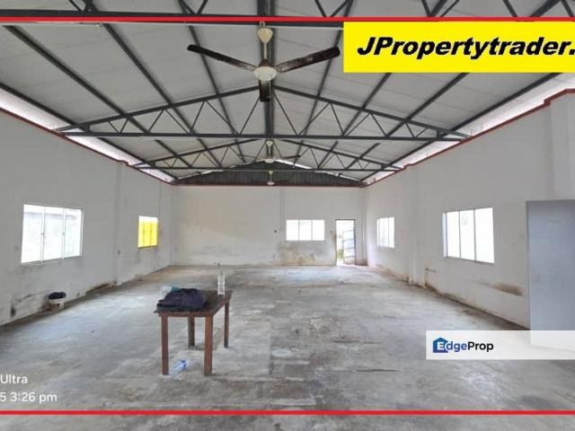 Warehouse for rent in Langat, Selangor