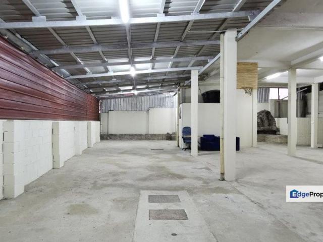 Warehouse for rent in Langat, Selangor