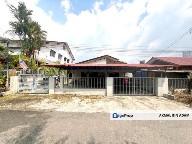 House for sale in Langat, Selangor
