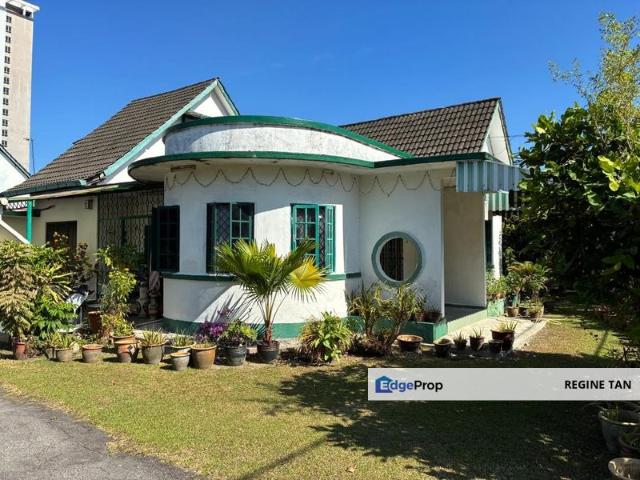 House for sale in Country Heights Damansara, Kuala Lumpur