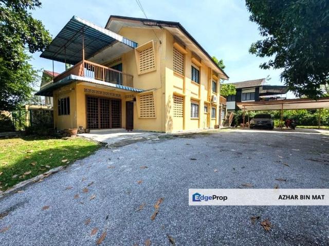 House for sale in Country Heights Damansara, Kuala Lumpur
