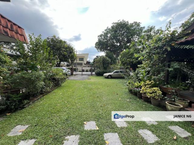 House for sale in Country Heights Damansara, Kuala Lumpur