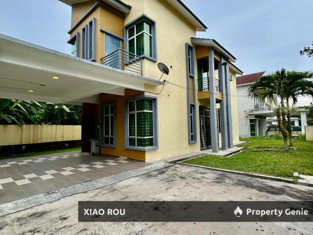 Bungalow for sale in Malaka