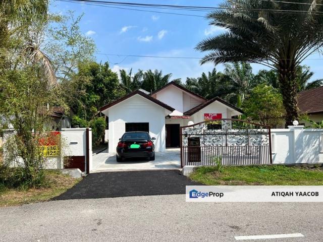 House for sale in Alam Impian, Selangor