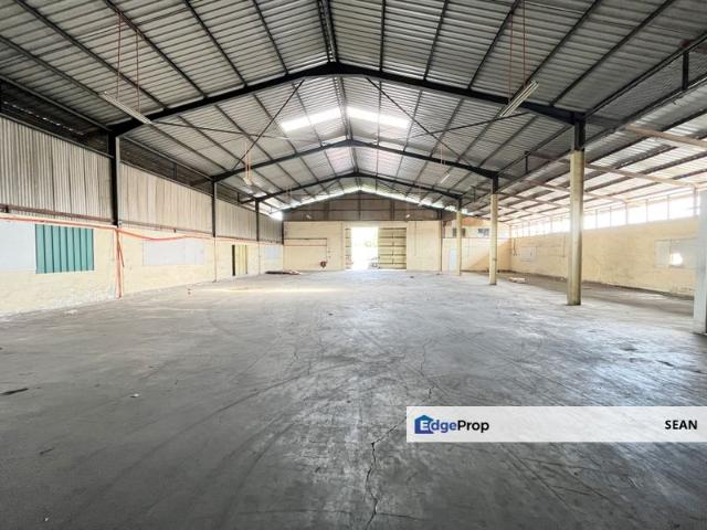 Warehouse for rent in Alam Impian, Selangor