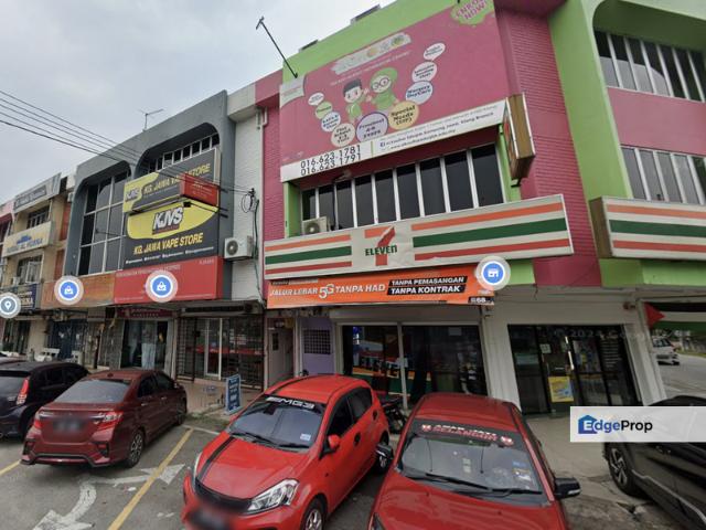 Shop for rent in Alam Impian, Selangor