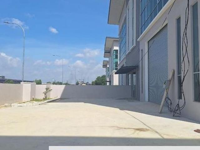 Warehouse for rent in Alam Impian, Selangor