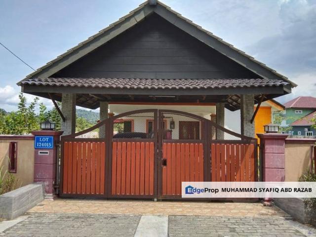 House for sale in Tanjong Sepat, Selangor