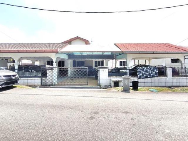 Bungalow for sale in Sendayan Village, Negeri Sembilan