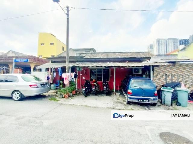 House for sale in Country Heights Damansara, Kuala Lumpur