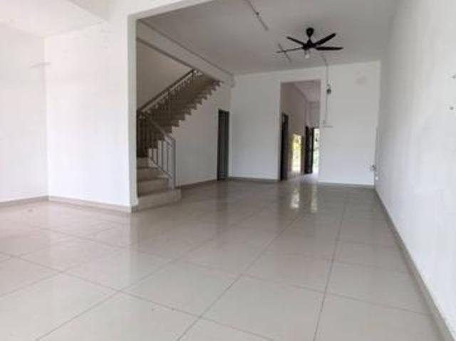 Terraced House for sale in Kuala Selangor, Selangor