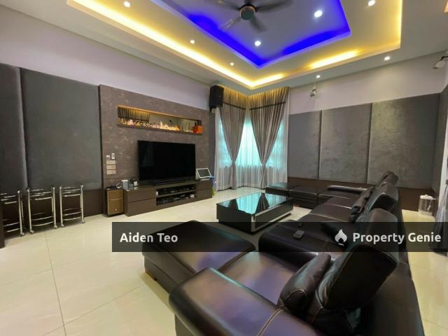 Bungalow for sale in Malaka