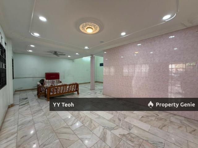 Residential House for sale in Malaka